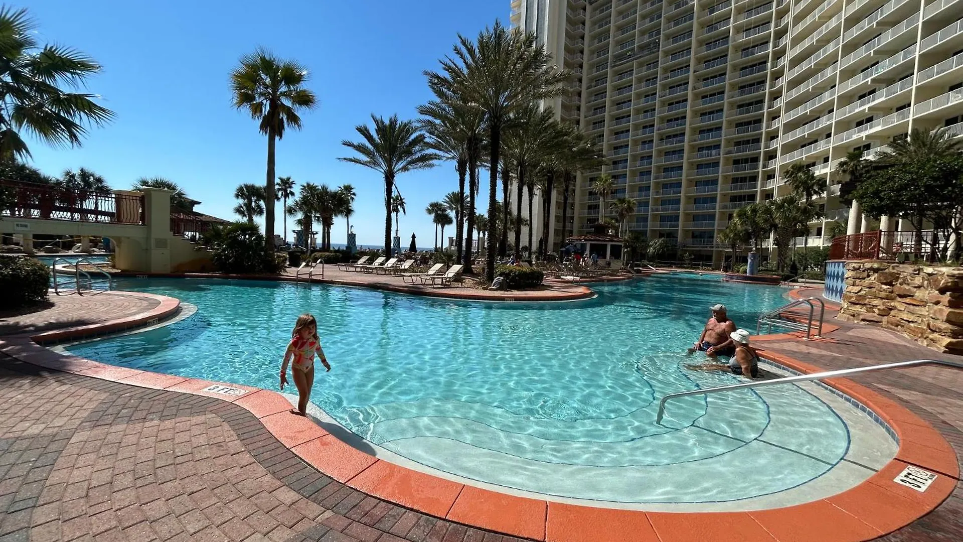 Amazing Views! Great Beachfront Panama City Condo Panama City Beach Aparthotel